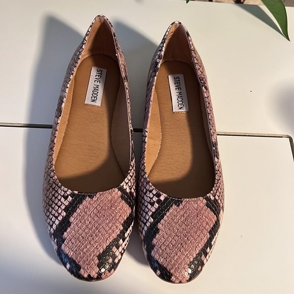 Steve Madden Danni Nat Ballerina Snake Print Flats Leather Womens Size 8M - Picture 4 of 6